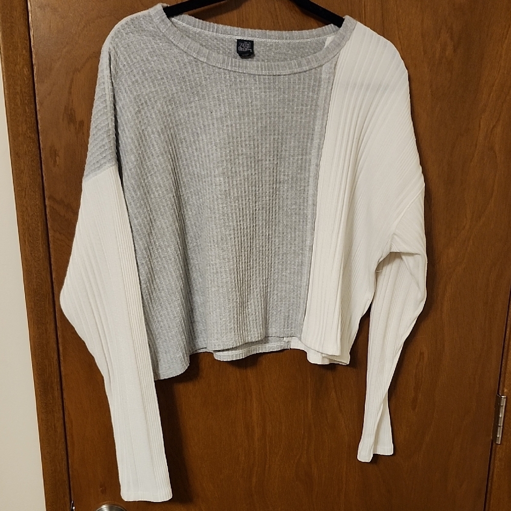 Wild Fable Gray and White Colorblock Cropped Sweatshirt